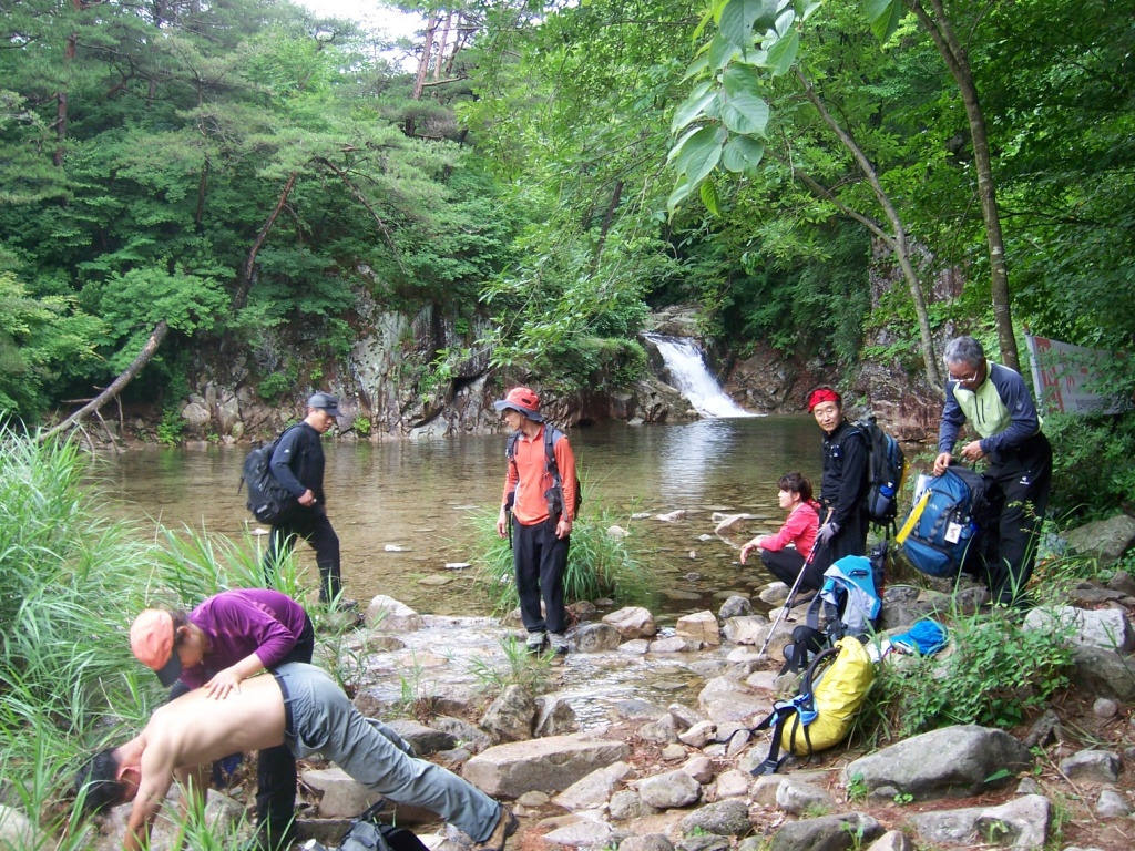 �̹����� Ŭ���ϸ� ������ ���� �� �ֽ��ϴ�.